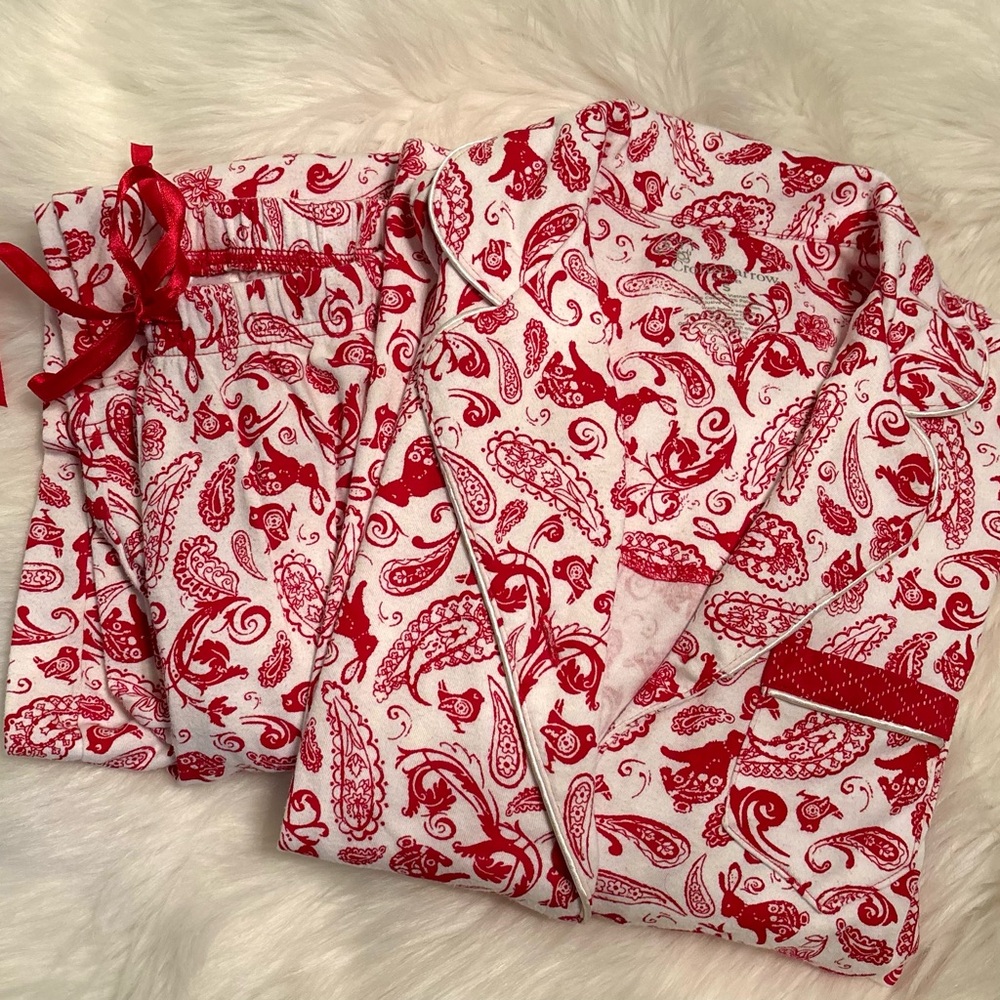 Croft & Barrow Red & White paisley print pajamas